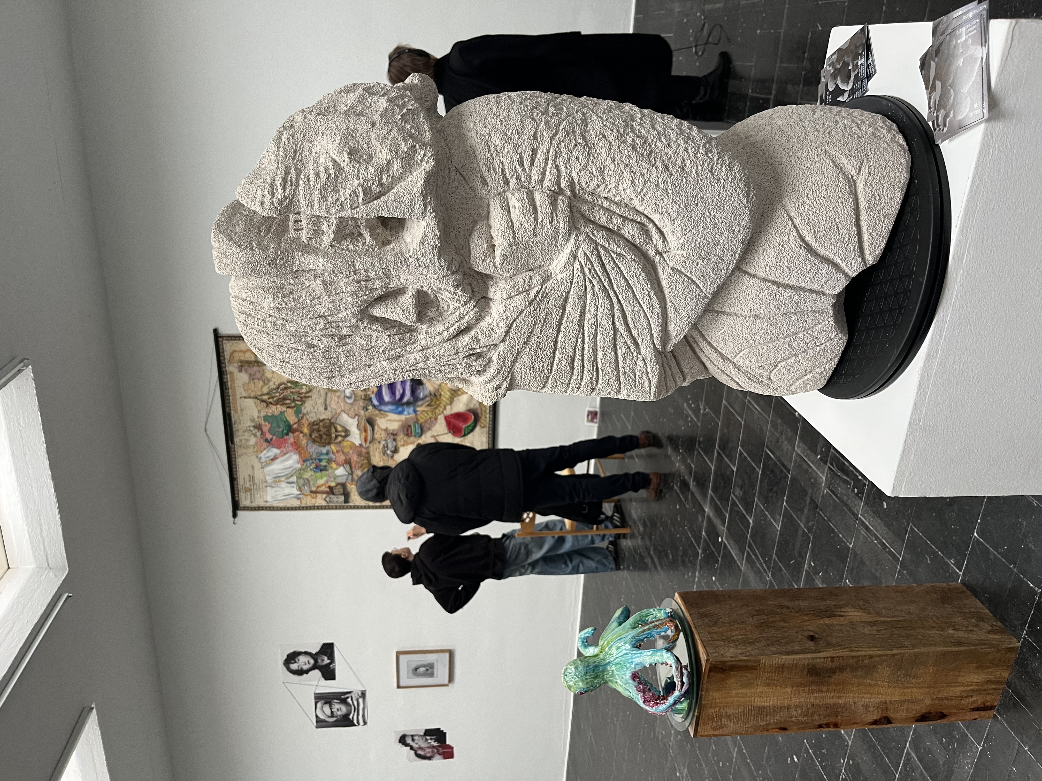 View of the exhibition ‘Makkaroni Settanta – Esperimento collettivo’. Photo: Maria Segat